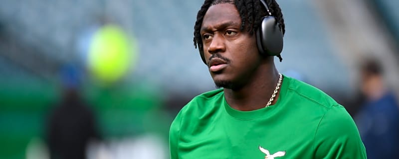 Eagles’ A.J. Brown Sends Saquon Barkley Message Before Cowboys Game