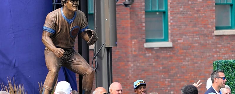 Cubs Set Tribute to Ryne Sandberg’s Legacy With Ceremony at Wrigley Field