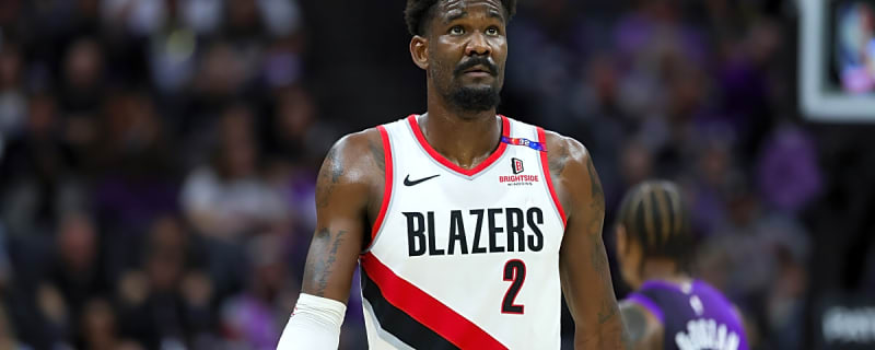 Deandre Ayton&#39;s Luka Doncic Message Resurfaces After Lakers News