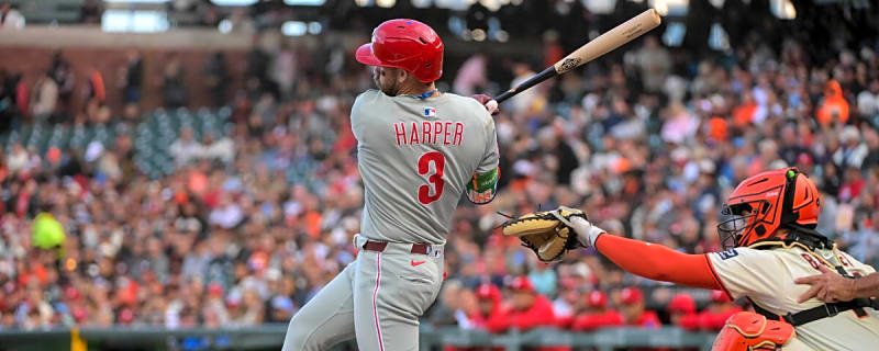 Bryce Harper Voices Issue With Umpire After Phillies-Giants