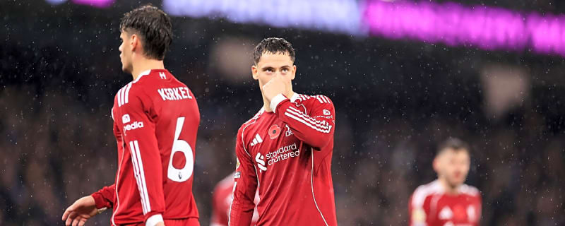 Manchester United Legends Say It&#39;s ‘Crisis Time’ for Liverpool After Sunday