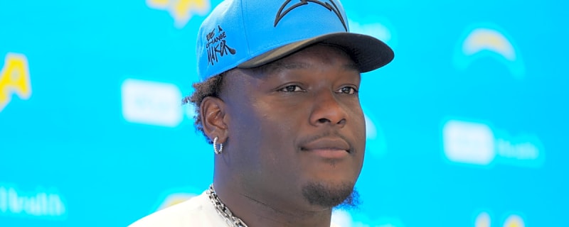 Chargers veteran loses his job just hours before Los Angeles&#39; game against the Philadelphia Eagles