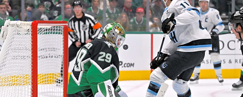 Oettinger Ties Belfour in Franchise Wins With Stars’ 4-3 Victory Over Mammoth