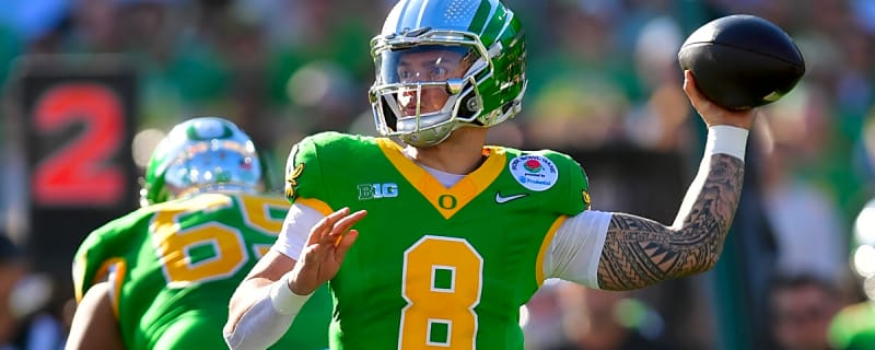 Browns’ Dillon Gabriel Catches Strays After David Njoku’s Shedeur Sanders Shoutout