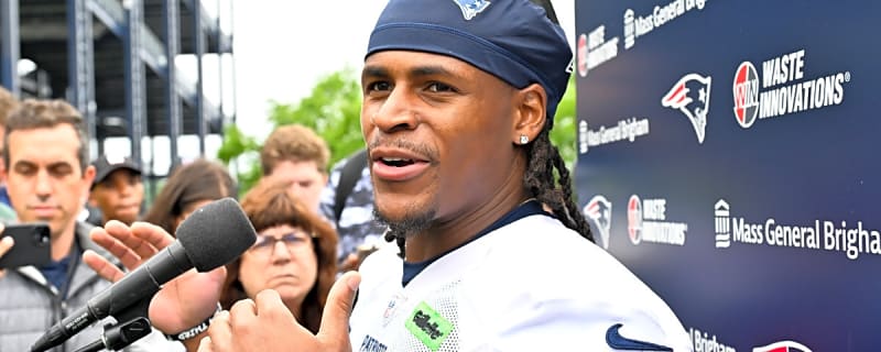 Patriots&#39; DeMario Douglas Emulates Former Super Bowl-Champion Wide Receiver
