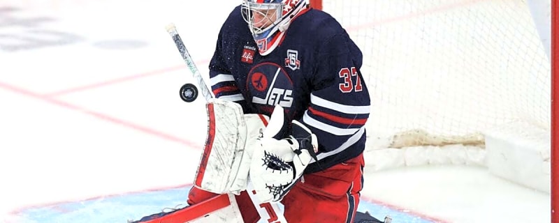 4 Best Fits for Connor Hellebuyck Following His Trade Request