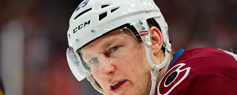 Avalanche's Nathan MacKinnon Reacts to Teammate's Scary Moment