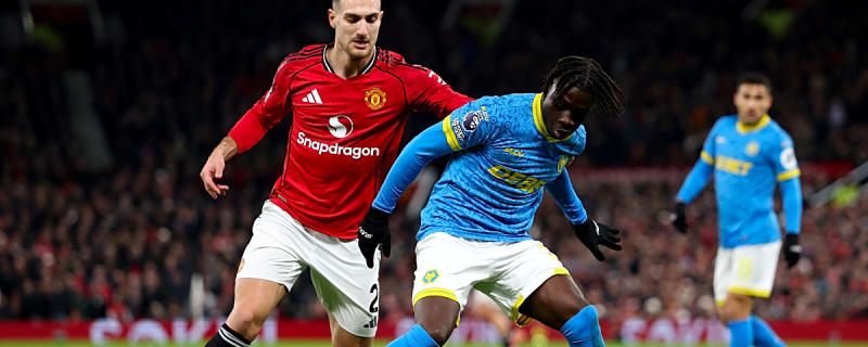 ‘Initial talks’ held: Man Utd insider says INEOS have sounded out move for breakout PL star this week