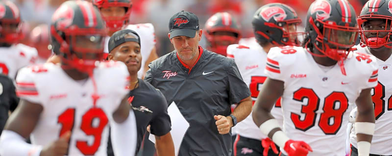 FIU vs WKU Prediction: Can the Hilltoppers End the CUSA Race Already?