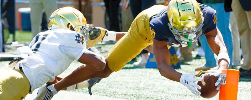 There’s one “frustrating” thing that’s holding a Notre Dame freshman back from making a huge splash heading into the 2025 CFB season 