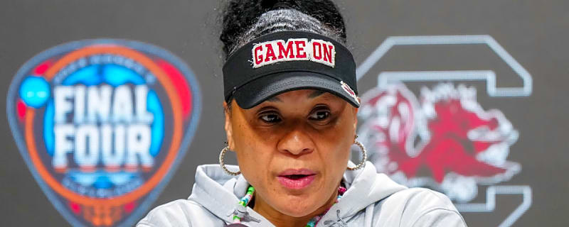 Dawn Staley Makes ‘Special’ Announcement on Wednesday