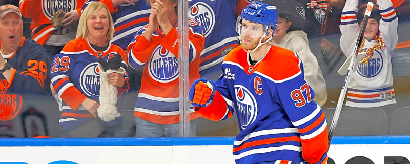 Tom Wilson Involved in Painful Incident With Connor McDavid During Oilers-Capitals