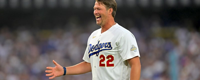 Dodgers Bring Back Clayton Kershaw Months After Retirement