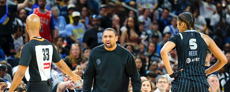 Chicago Sky Veteran Refuses to Blame Coach Tyler Marsh After 38-Point Blowout