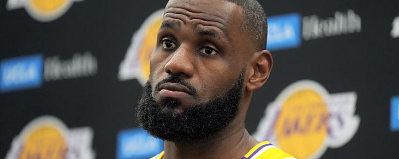 LeBron James Reacts to Retirement Announcement