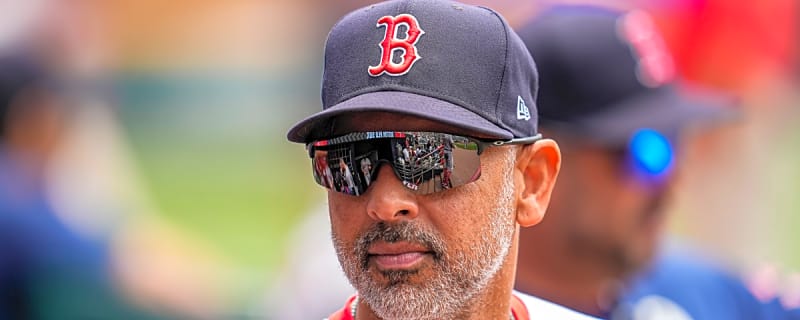 Red Sox Announce Trade With Reds Ahead of Yankees Game