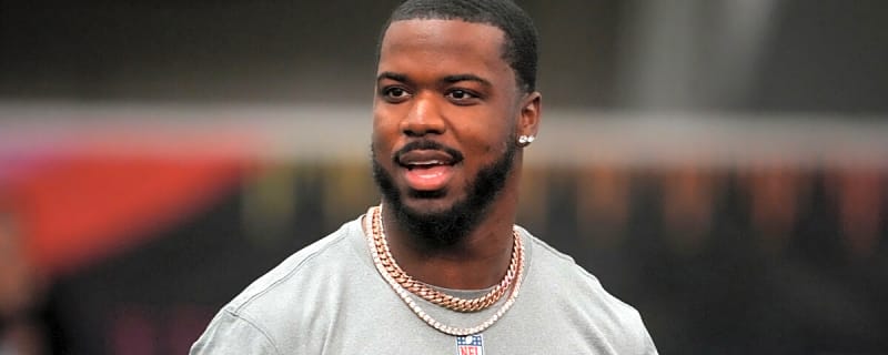 The Dallas Cowboys are discussing trades for two big-name linebackers, potential compensation needed for each