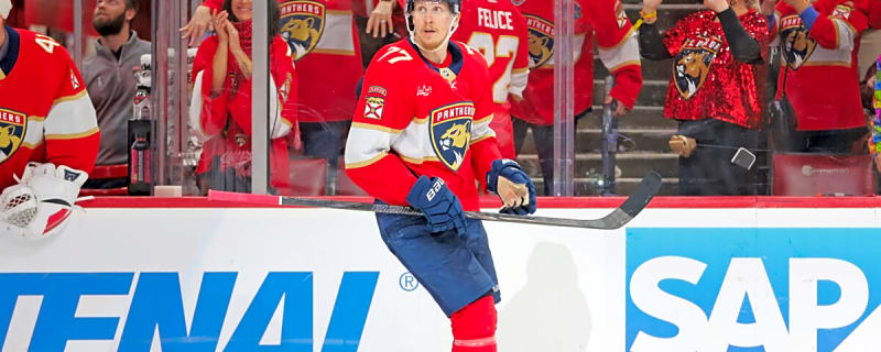 Panthers Sign Niko Mikkola to an 8-Year Extension