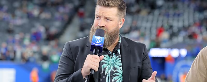 Ryan Fitzpatrick 'Strongly Disagrees' With Bills' Plan For Josh Allen