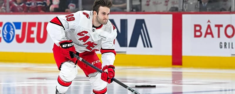 Hurricanes sign defenseman Domenick Fensore to one-year contract