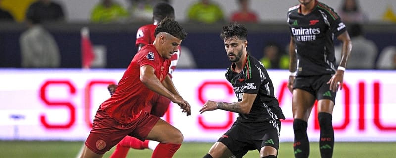 Bayern Munich was offered a chance to sign Arsenal man in the summer