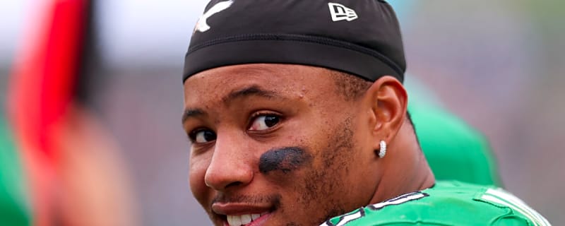 Saquon Barkley Sends Clear Message on Christian McCaffrey Before Eagles-49ers Game