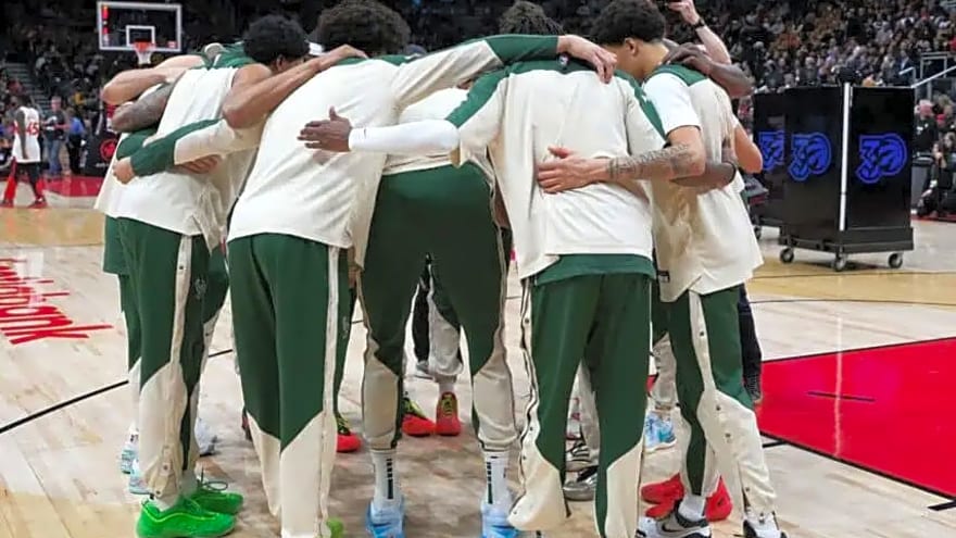 Kyle Kuzma couldn’t recall Giannis Antetokounmpo’s Bucks meeting