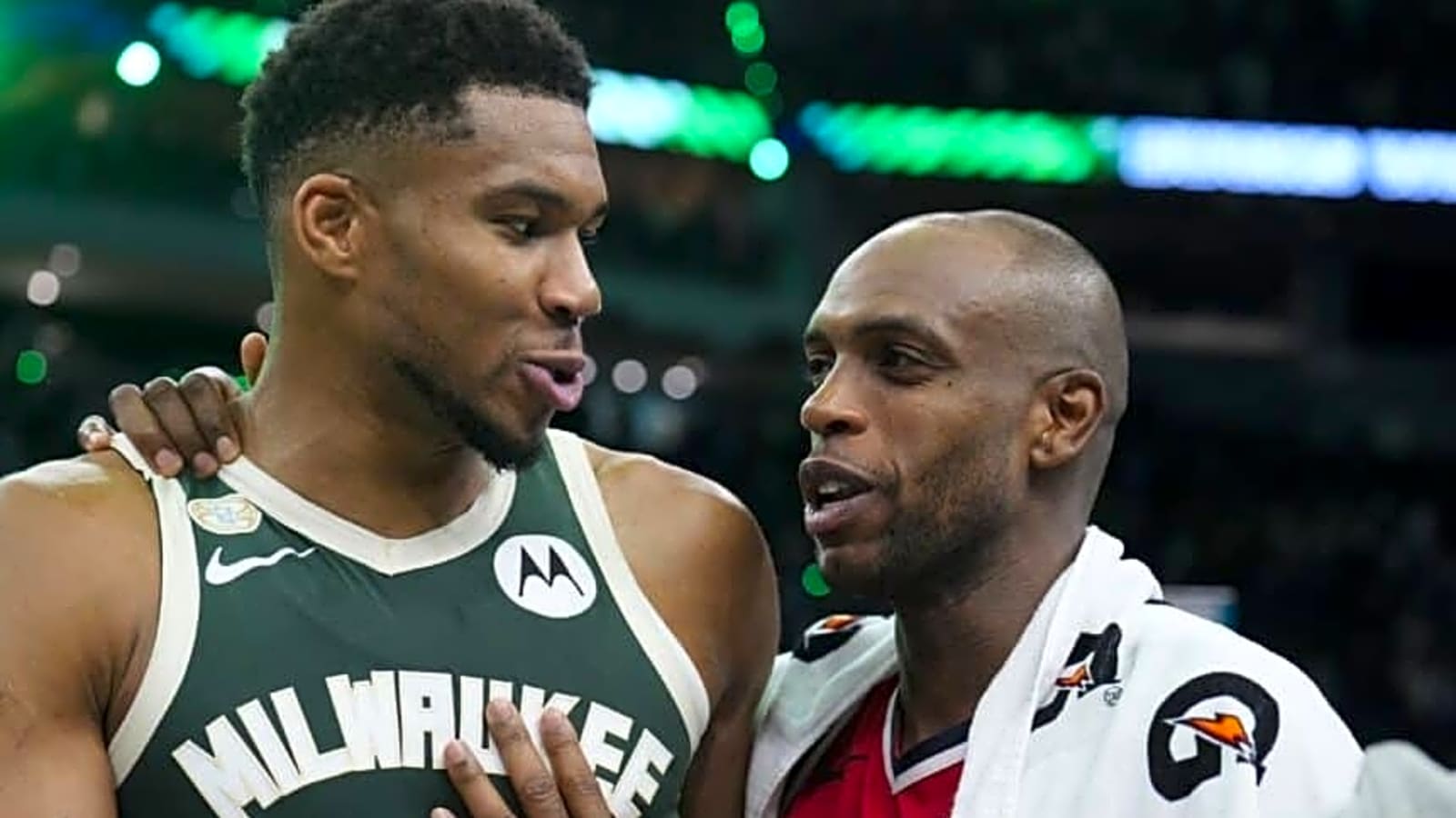 Khris Middleton Thanks Milwaukee Bucks For 'Unforgettable' Homecoming to Open the 2025-26 NBA Season
