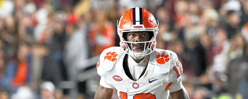 Injury to top weapon makes life even harder for Clemson