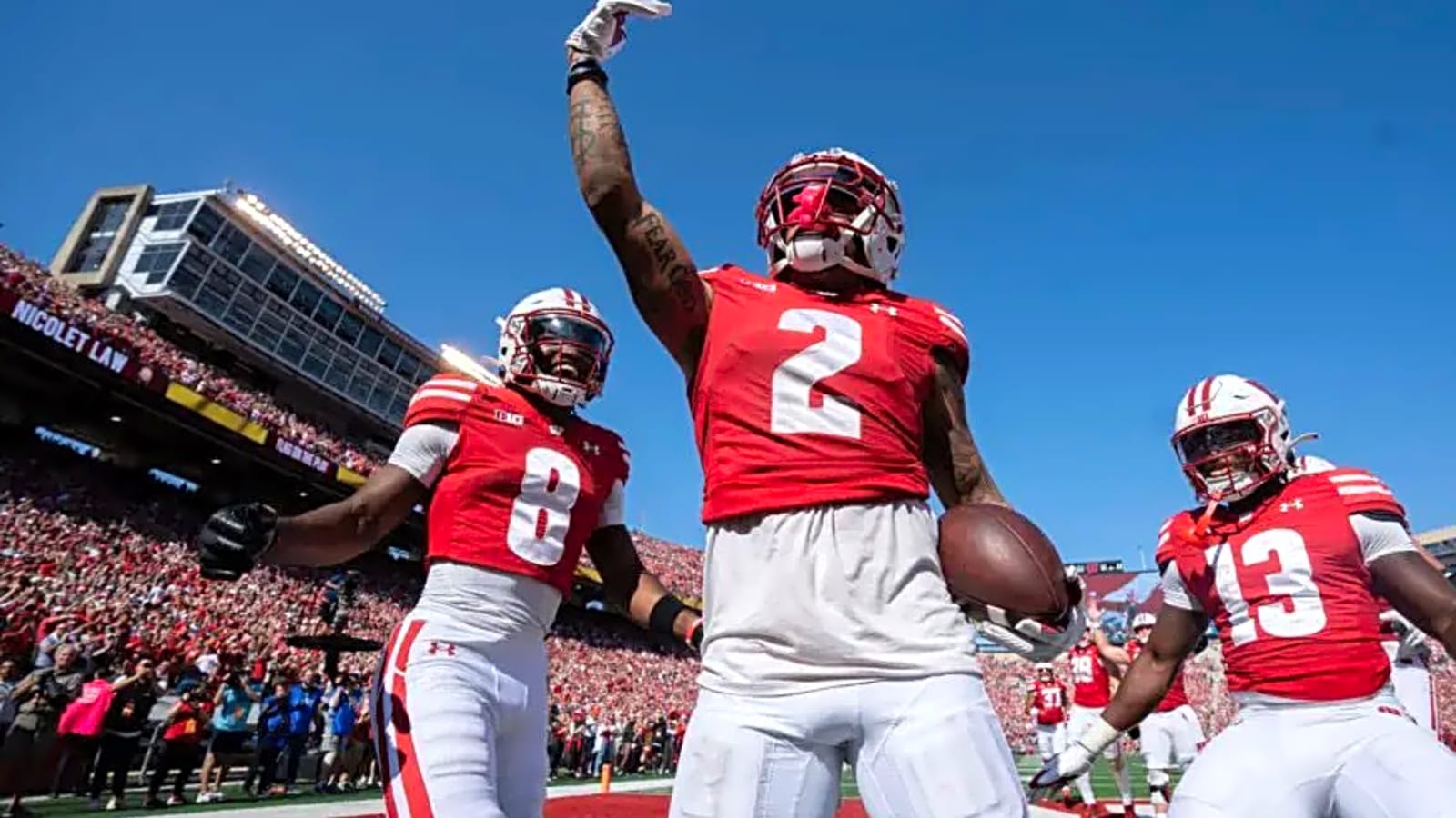 Sophomore Badgers’ WR Trech Kekahuna makes controversial turnaround to play during 34-0 loss
