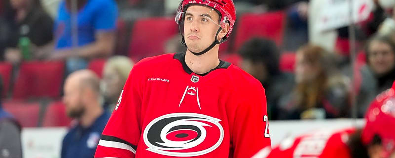 Sabres acquire Gavin Bayreuther from Hurricanes for Viktor Neuchev