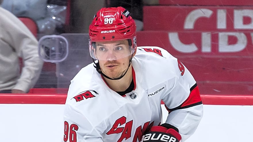 Jack Roslovic's waiting game may have cost him potential contract offer