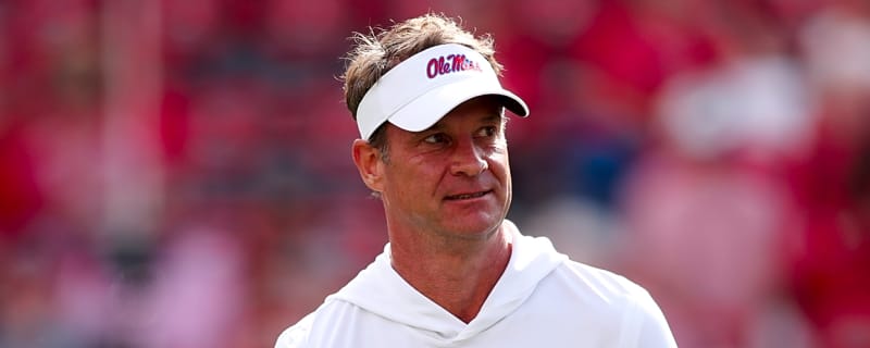 Lane Kiffin taunted Kirby Smart with his timeout gesture