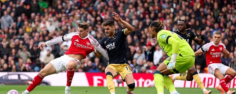 Arsenal striker criticised after third straight game without a goal