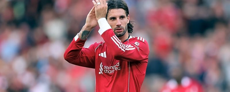 Match Report: Eze debuts but Arsenal denied by Szoboszlai’s late strike at Anfield