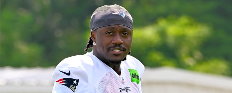 Adam Schefter shares harsh A.J. Brown injury update for Pats fans