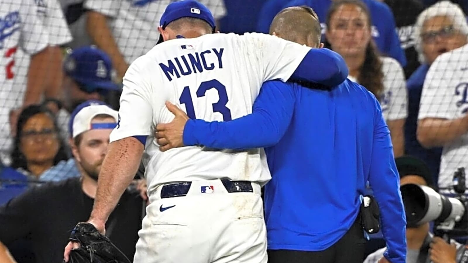 Max Muncy Worried About Clayton Kershaw’s Pursuit Of 3,000 Strikeouts After Knee Injury