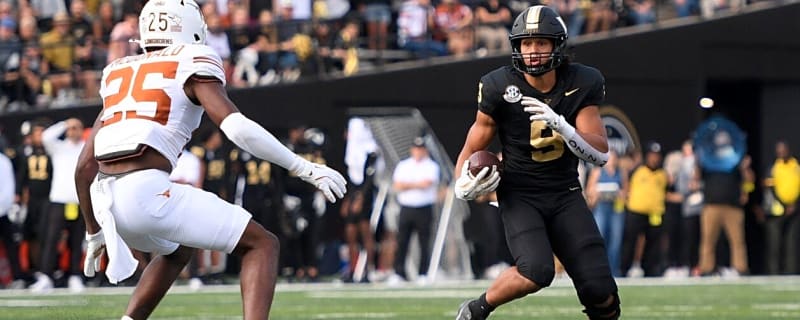 Joel Klatt picks Texas to win, cover vs. Vanderbilt