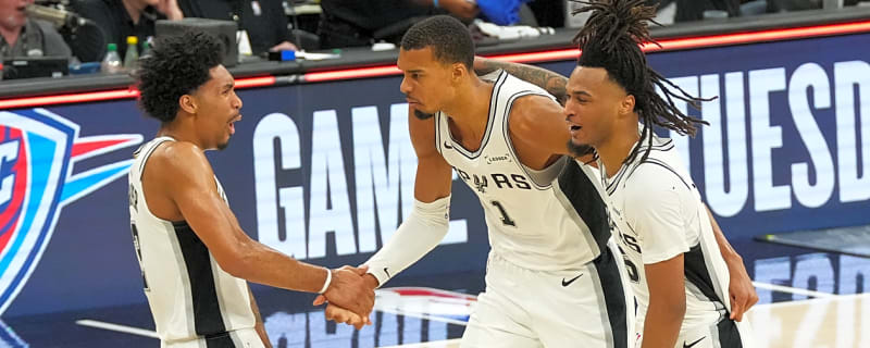 Victor Wembanyama, Spurs rout Thunder to even WCF