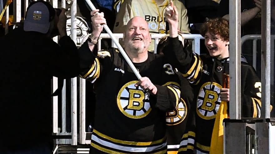 Beloved Longtime Boston Bruin Unexpectedly Passes Away at 61