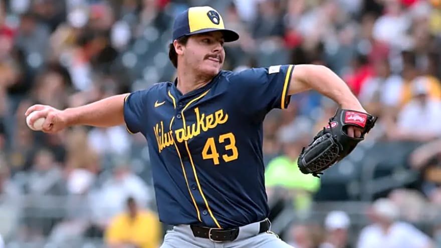 Milwaukee Brewers: Keeping Logan Henderson at Trade Deadline Looks Like a Pretty Smart Move