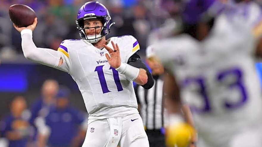 Minnesota Vikings Re-Sign Veteran Quarterback Carson Wentz to a New Contract