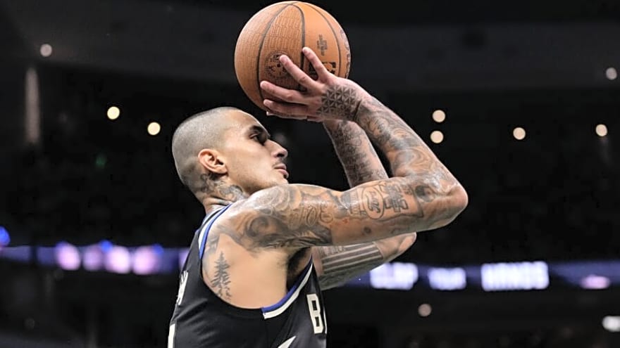 'My boy had 2 points tonight': Kyle Kuzma’s -37 night fuels Bucks fan trolling