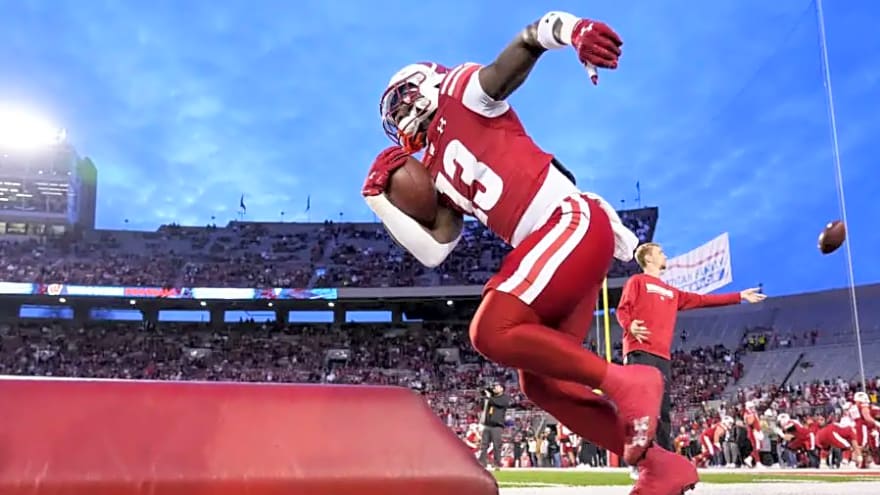 Wisconsin Football: Family Member of Former DB Top Badgers Source During Massive Lawsuit