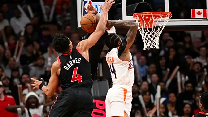 Toronto Raptors Star Draws Plaudits From Coach and Teammates for Playing Through Illness Vs. Phoenix Suns