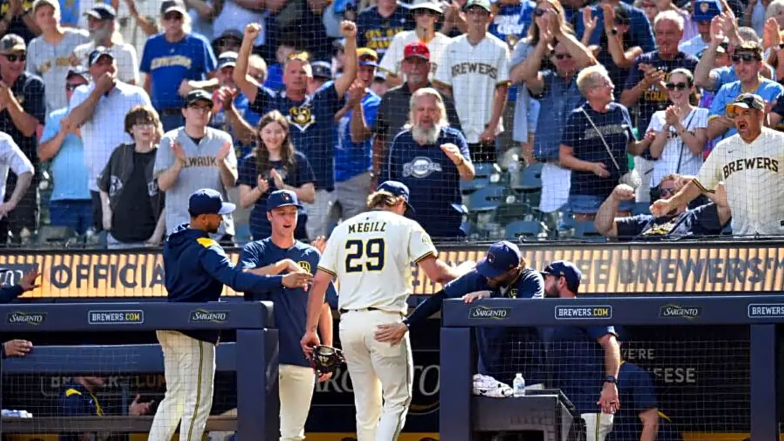 Potential trade could have Brewers eyeing change at closer in 2026