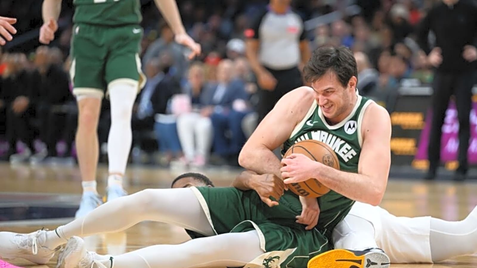 Recent Bucks forward announces retirement after 14 seasons