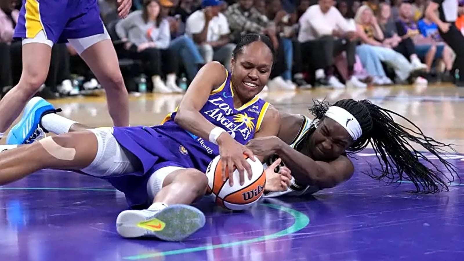 Chicago Sky teammate fed up with an Angel Reese problem