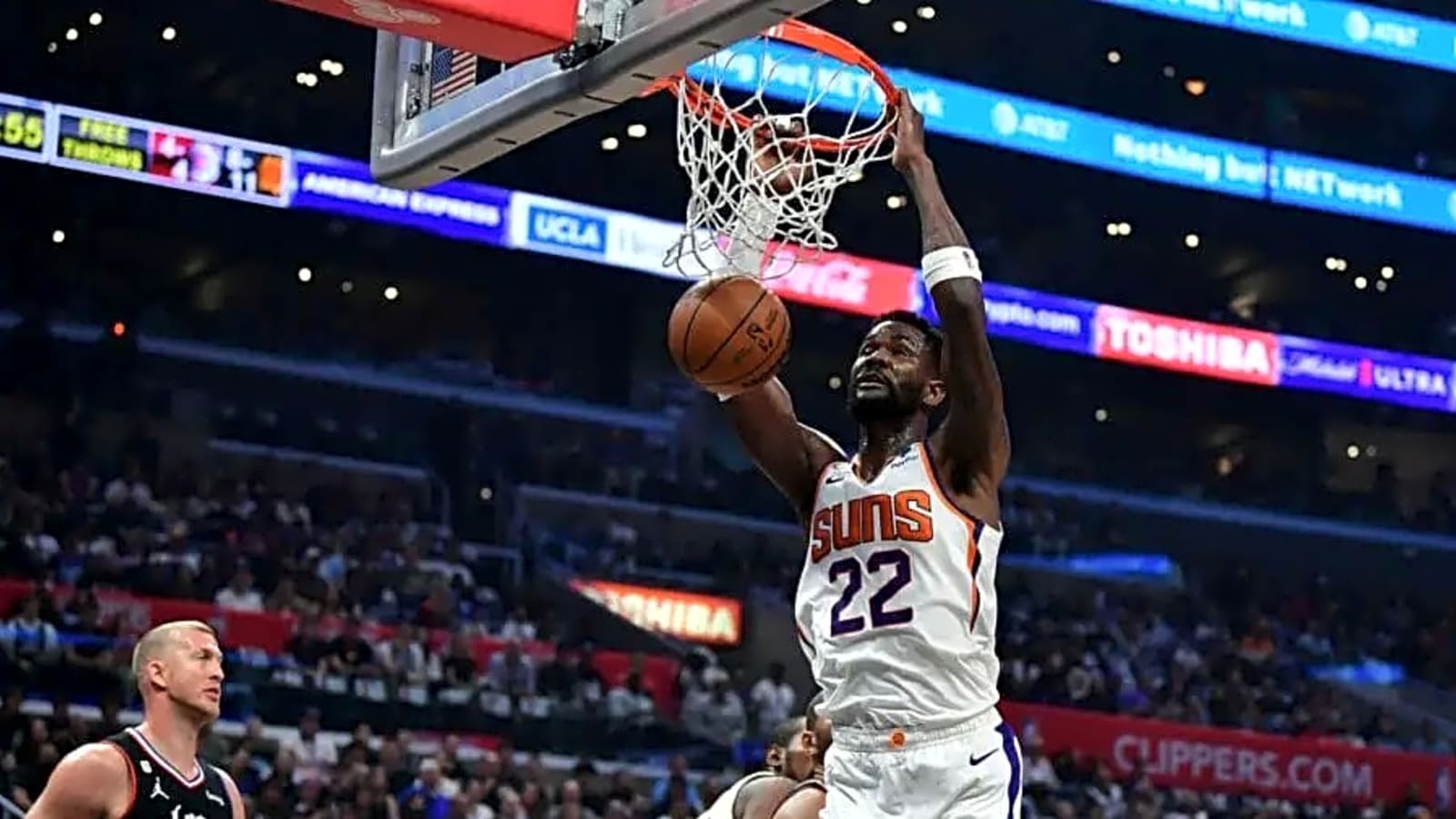 Could Milwaukee Bucks Shoot Shot To Pair Bobby Portis with New Best Available Center in 2025 Free Agency, Re-Create Dominant Tandem?