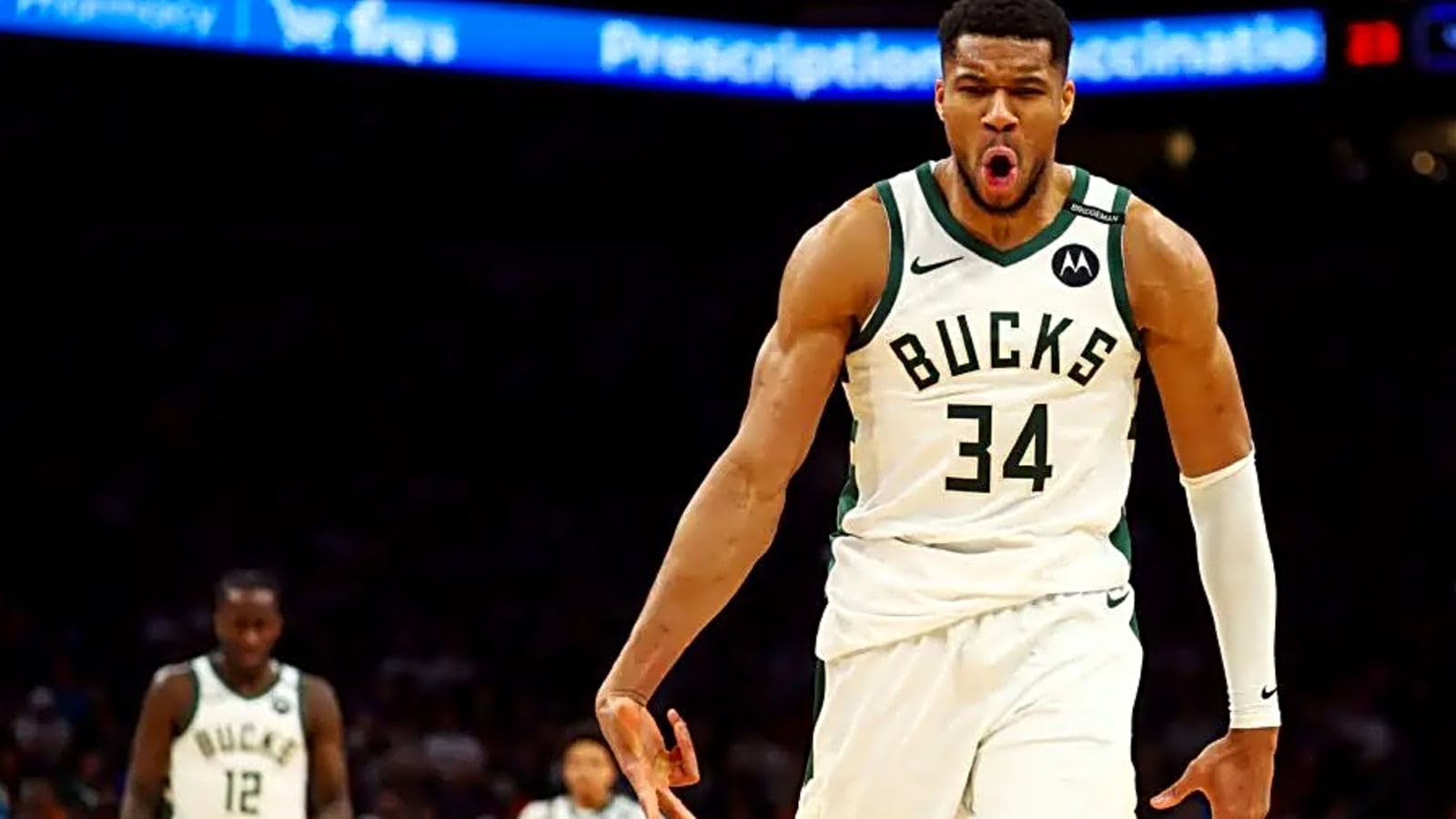 Milwaukee Bucks Reportedly 'Aggressively Searching' for a Big Trade to Help Giannis Antetokounmpo This Offseason